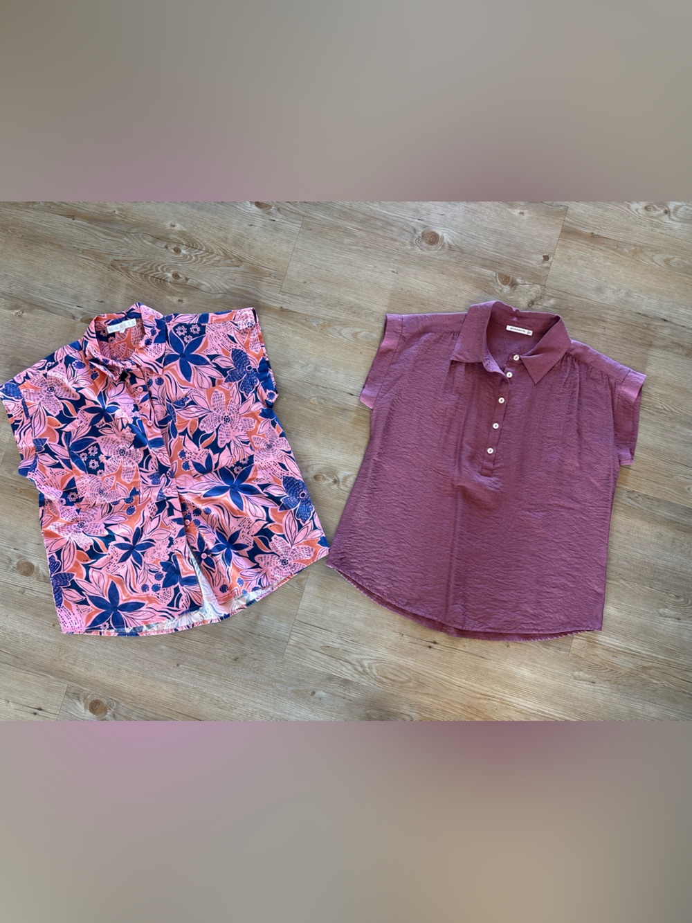 Set of 2 Women’s Tops